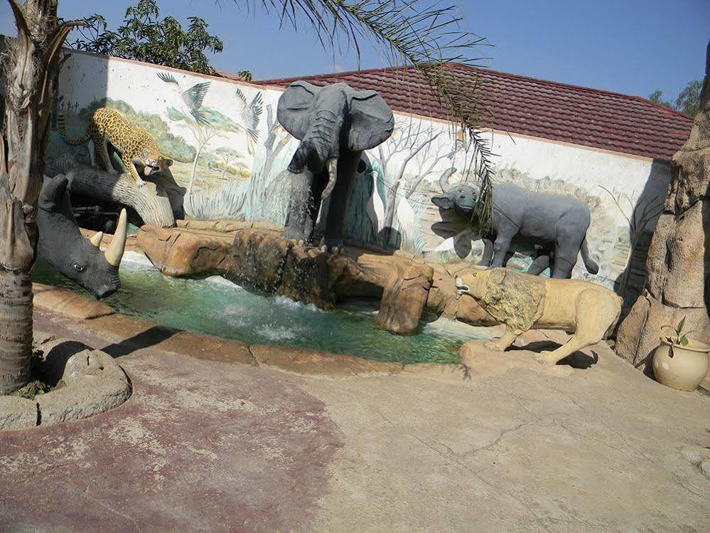 African Cave Lodge Hammanskraal Luaran gambar